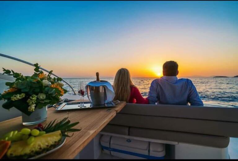 Cena Romantica con pernottamento in Barca Salento